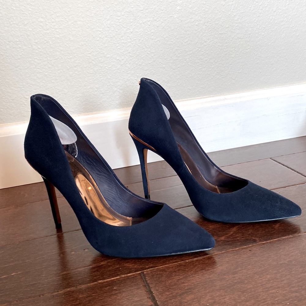 Ted Baker Blue Melnis Pumps. Only worn once.